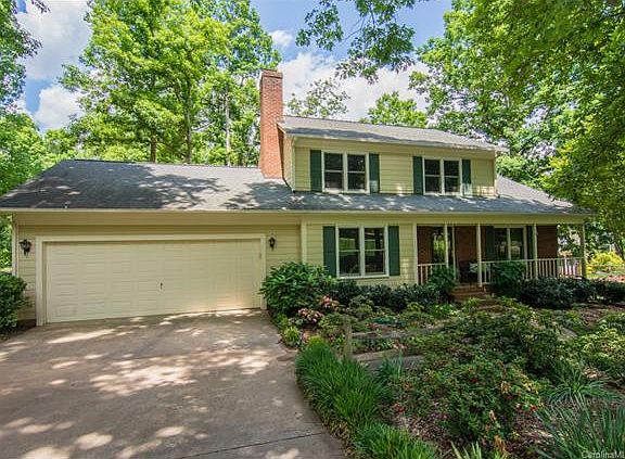 2nd image of 16309 Peach Grove Ln