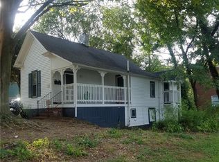 713 W Academy St APT 1, Winston Salem, NC 27101