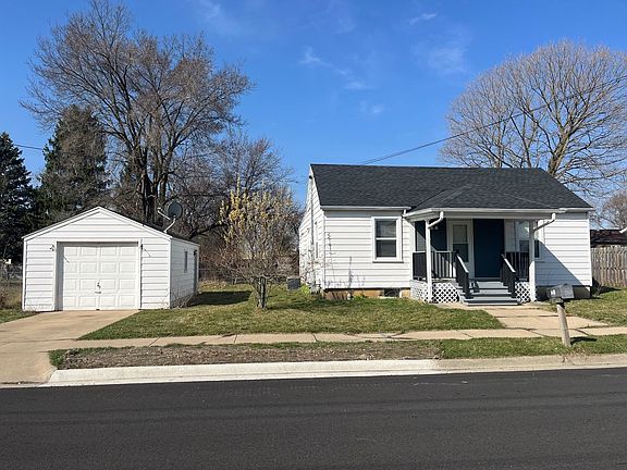 4th image of 7668 Rogers St