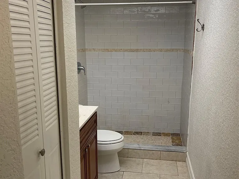 770 SE 2nd Ave #E106 — Photo 13