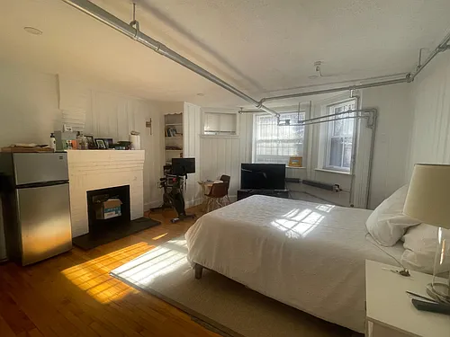 57 Commonwealth Ave #1 Photo 1