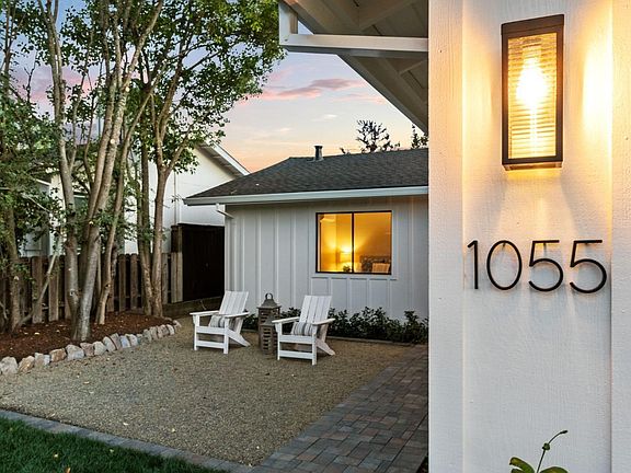 3rd image of 1055 Terrace Lane