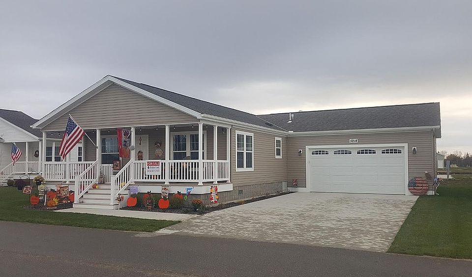 1st image of 5218 Stoneybrook Ln