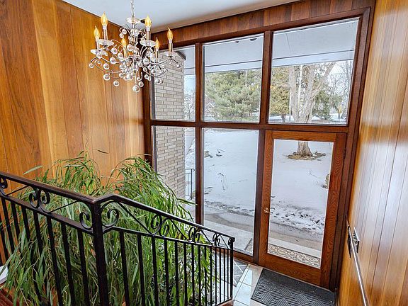 2nd image of 1411 MARQUARDT ROAD