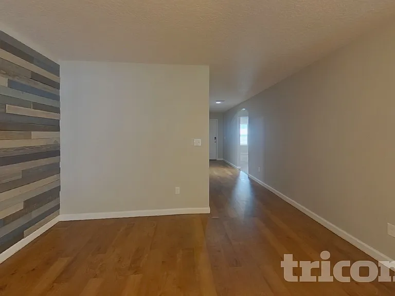 77094 Crosscut Way — Photo 2