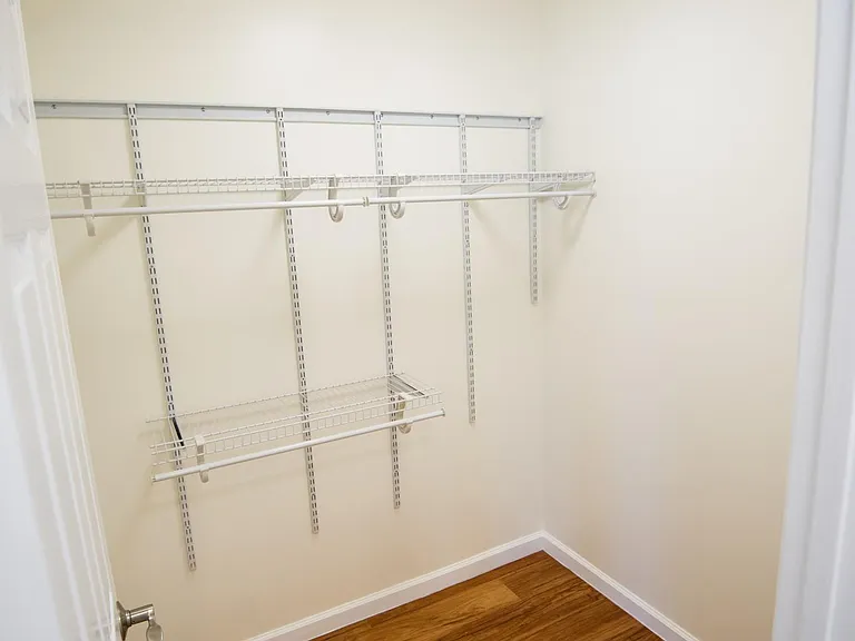 3430 Hardesty St — Photo 10