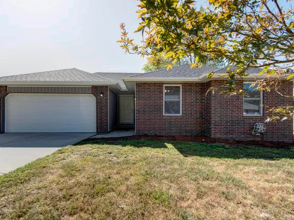 3202 W Calhoun Street, Springfield, MO 65802