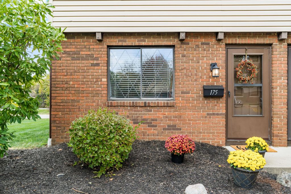 Real estate listing image
