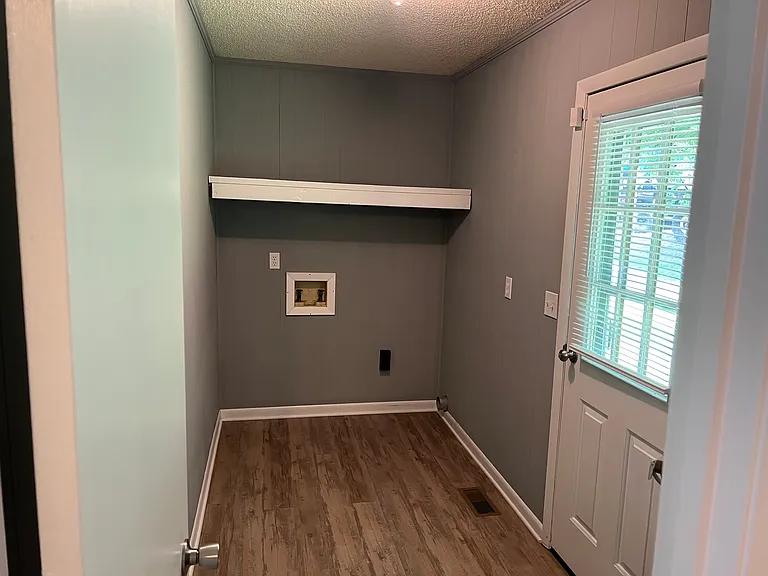 202 Williams St — Photo 10