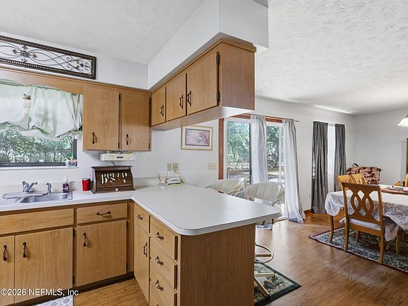 5th image of 8336 SINGLETON Place