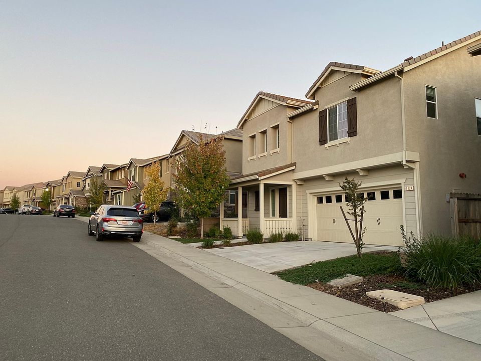1st image of 1424 Forsythia Dr