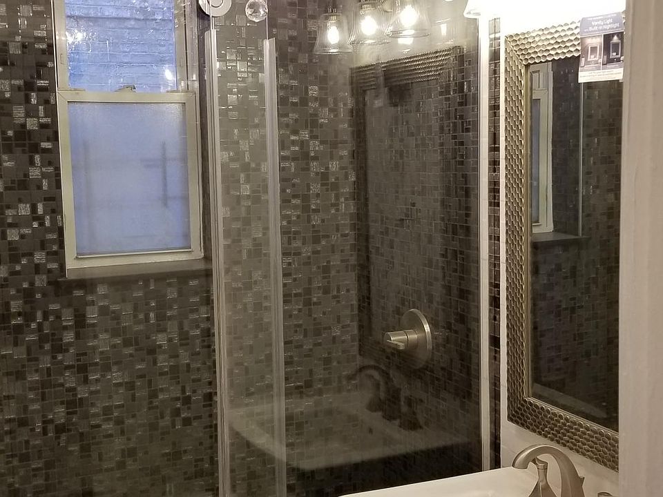 2nd image of 9815 34th Ave APT 1A