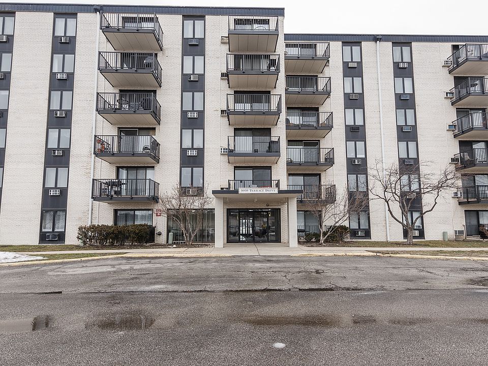1st image of 9098 W Terrace Dr APT 4D