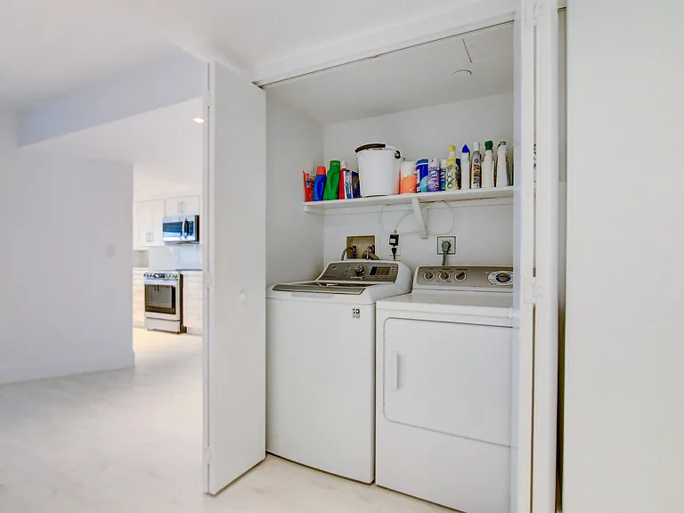 4301 N Ocean Blvd #507 — Photo 37