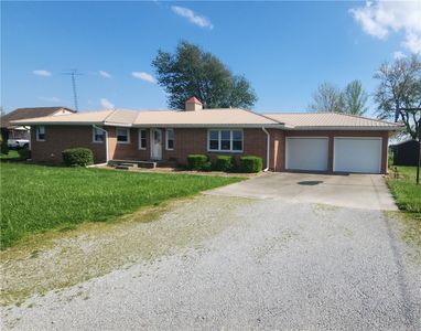 10380 E 925th Ave, Newton, IL, 62448