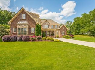 3249 Reflecting Dr, Chattanooga, TN 37415