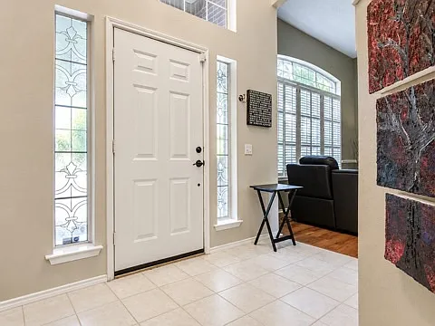 3 bed, 2.5 bath, 1984 sqft, $3,100 — Photo 4