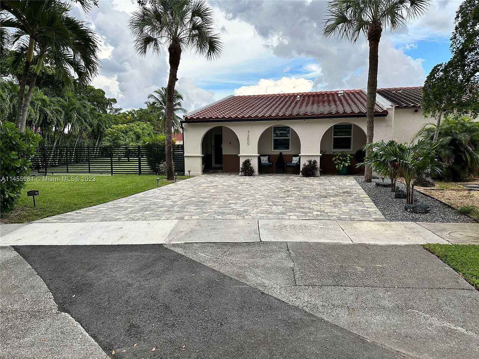 7200 Jacaranda Ln, Miami Lakes, FL 33014 Zillow