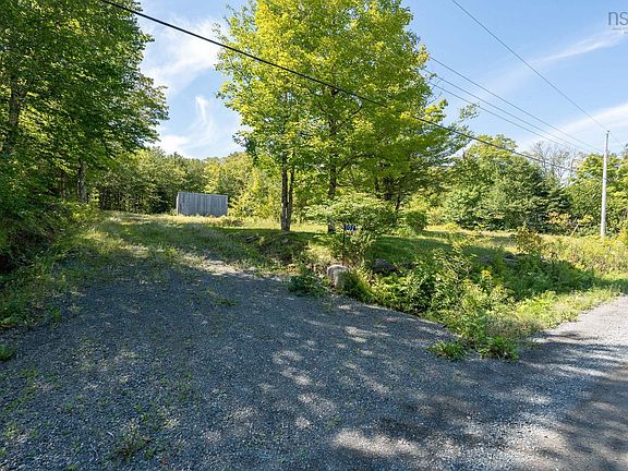5th image of 107 Westchester Rd