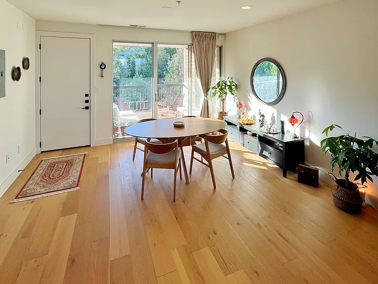 2906 S 1st St #303 — Photo 3