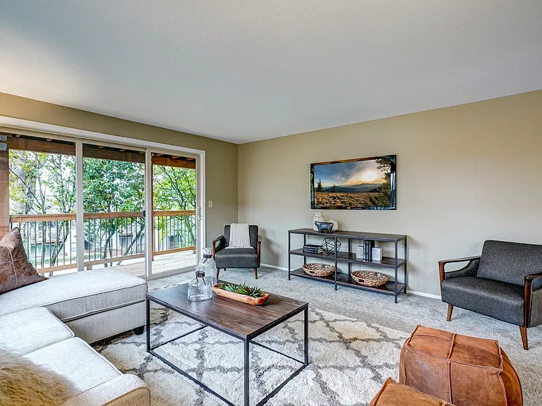 Upland Terrace — Photo 25