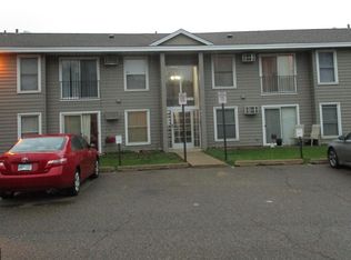 900 6th St S APT 7, Hopkins, MN 55343