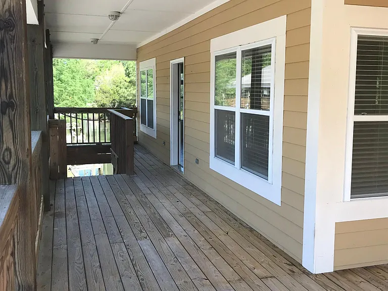 18469 County Road 10 — Photo 3