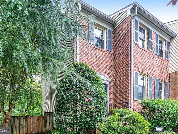 4th image of 7825 Butterfield Ln