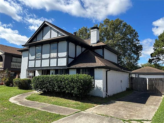3rd image of 61 Grand Canyon Dr