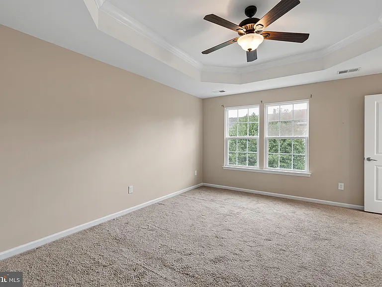 1220 Carrick Ct — Photo 12