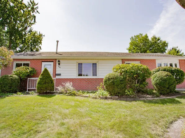 465 Apache Ln, Hoffman Estates, IL 60169