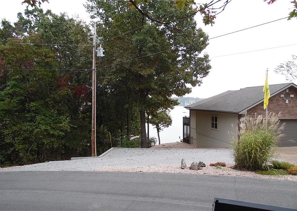 1st image of 112 Kincardine Dr