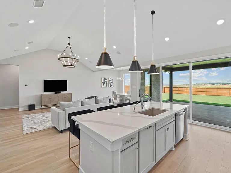 465 Horizon Light Ln — Photo 5
