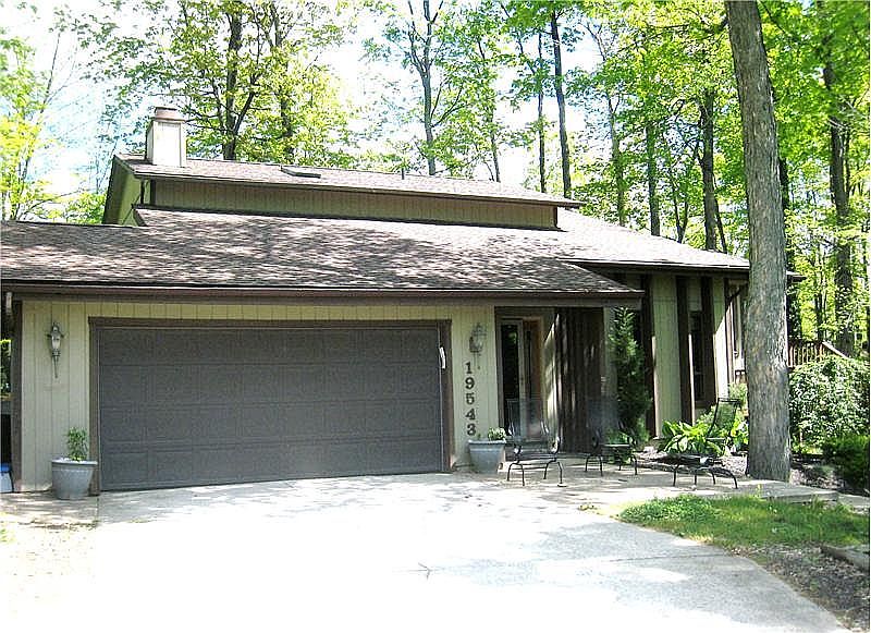1st image of 19543 Applebrook Cir