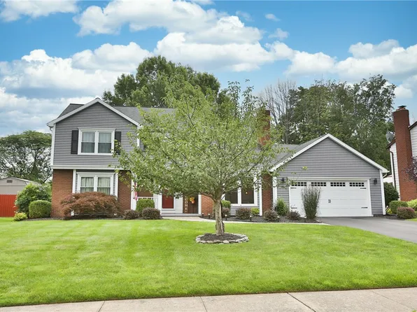 40 Brandon Cir, Rochester, NY 14612