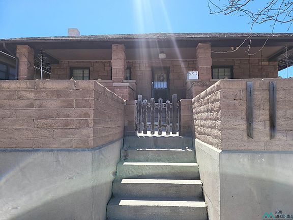4th image of 608 E Aztec Ave