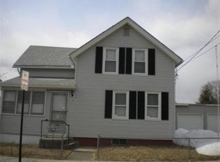 18 Hamilton St, Chicopee, MA 01020