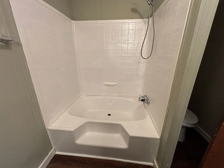90 Morgan Ln — Photo 11