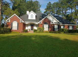 212 Stonegate Dr, Dothan, AL 36305
