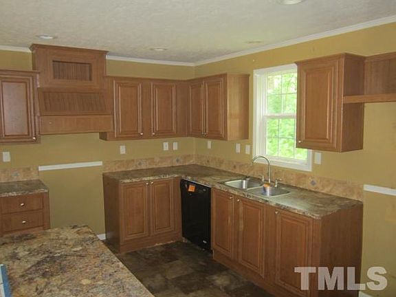 4th image of 6637 Roundstone Ln