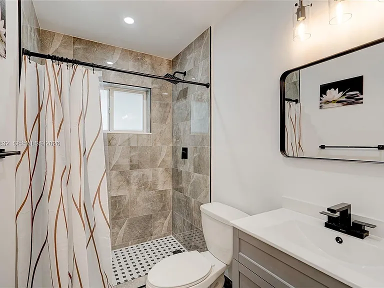 3665 SW 88th Ct — Photo 4