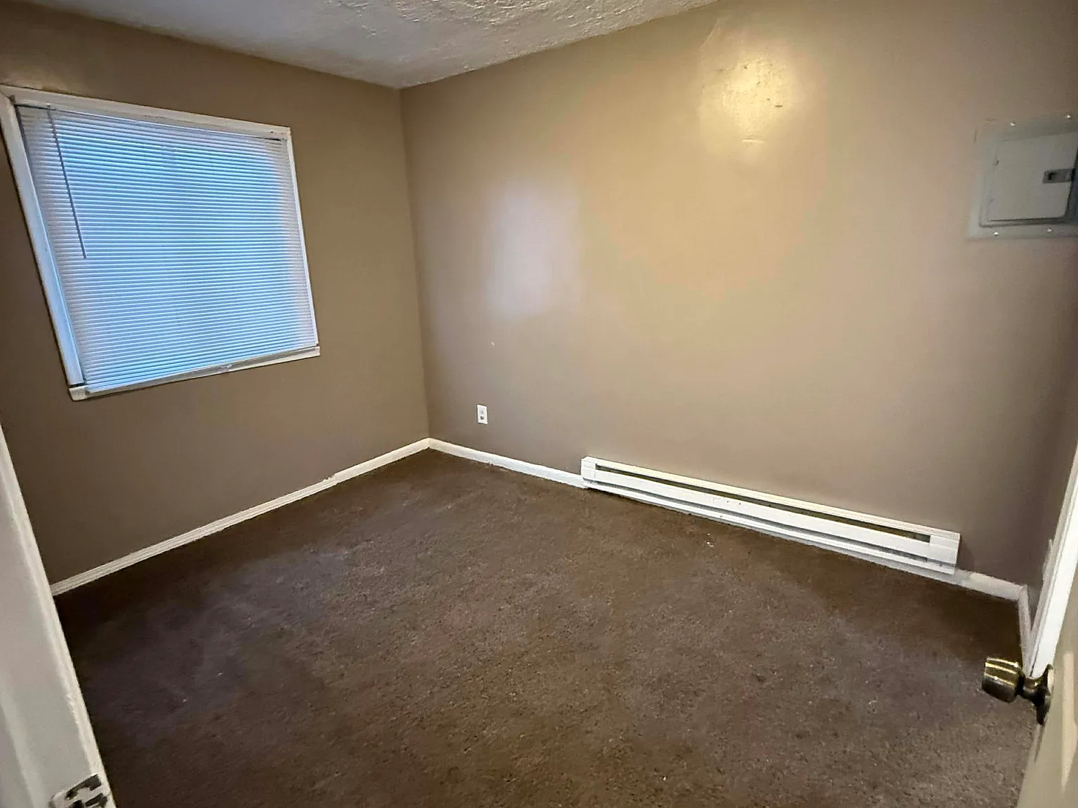 1 bed, 420 sqft, $850 — Photo 4