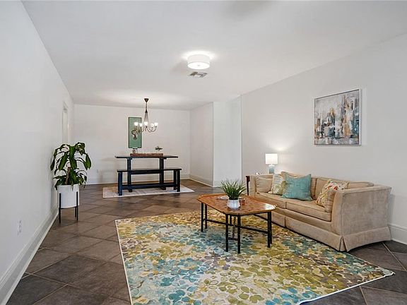 4th image of 6315 Perlita Dr