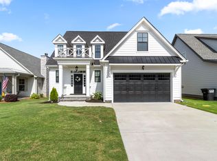 346 Maple Grove Ln, Apison, TN 37302