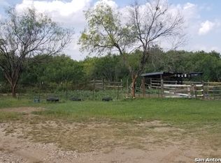1955 Martinez Losoya Rd, San Antonio, TX 78221