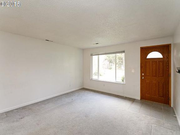 2nd image of 16885 SE Carmel Ct