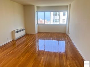 1889 Broadway St #301, San Francisco, CA 94109