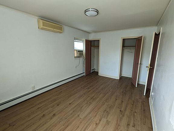 4th image of 8211 165th St