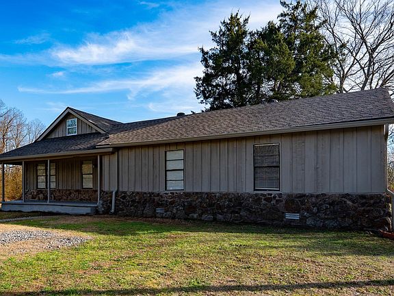 2nd image of 132 Daugherty Hill Rd