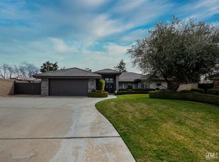 7305 Live Oak Way, Bakersfield, CA 93308